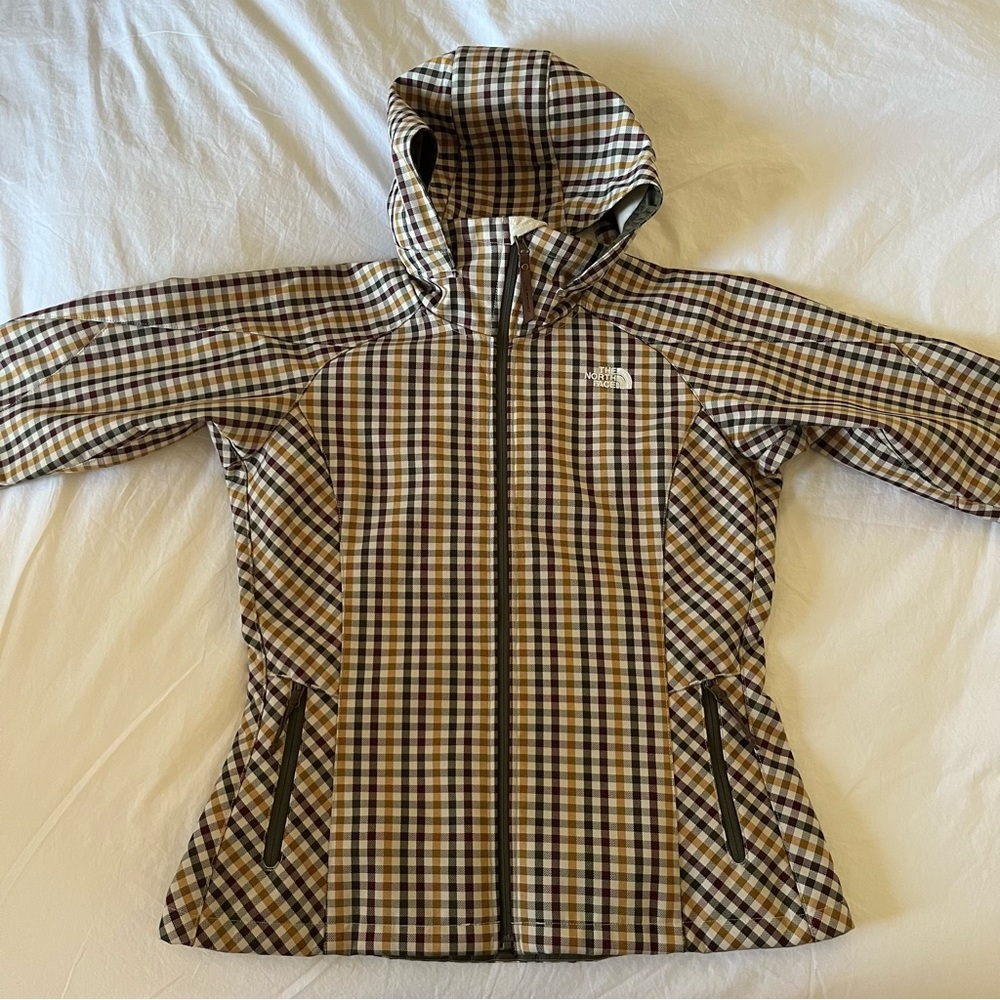 The North Face Apex Tech Women’s Jacket in White and Other Brown-based Colours